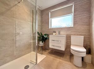 Photo 17- click for photo gallery